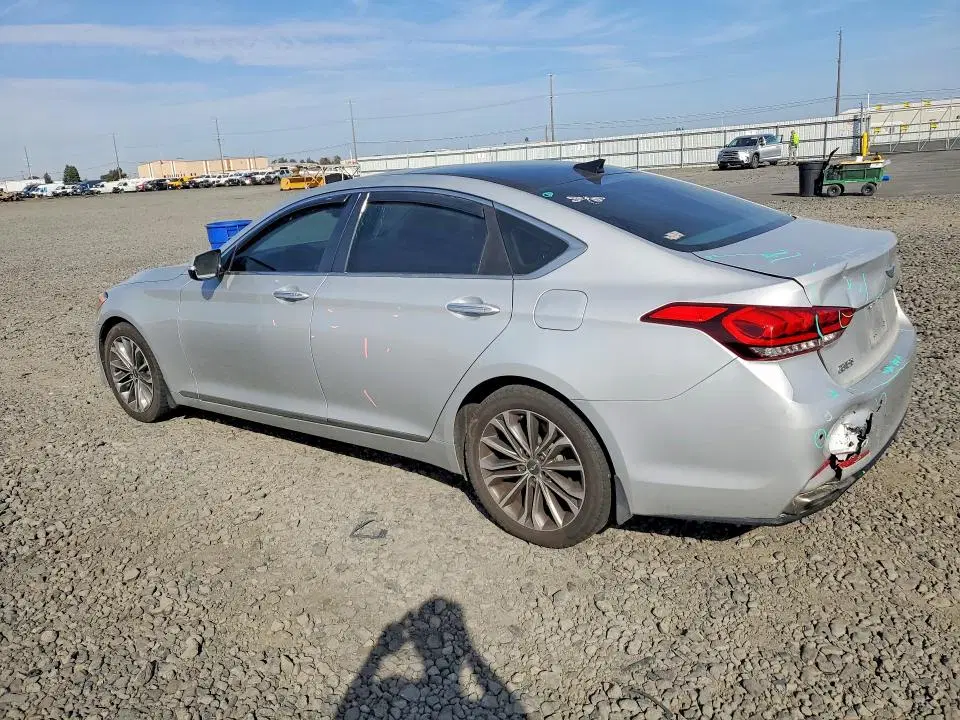 2015 Hyundai Genesis VIN KMHGN4JEXFU033344 фото 2