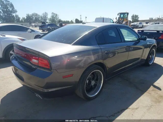 2014 Dodge Charger Sxt VIN 2C3CDXHG4EH370774 фото 4