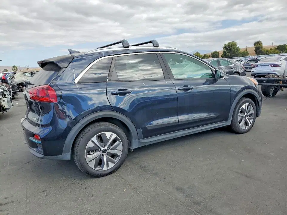 2020 KIA Niro VIN KNDCC3LGXL5053102 фото 3