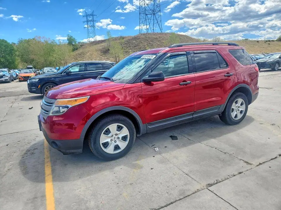1FM5K8B8XEGB00697 — 2014 Ford Explorer, Задняя часть, фото до ремонта