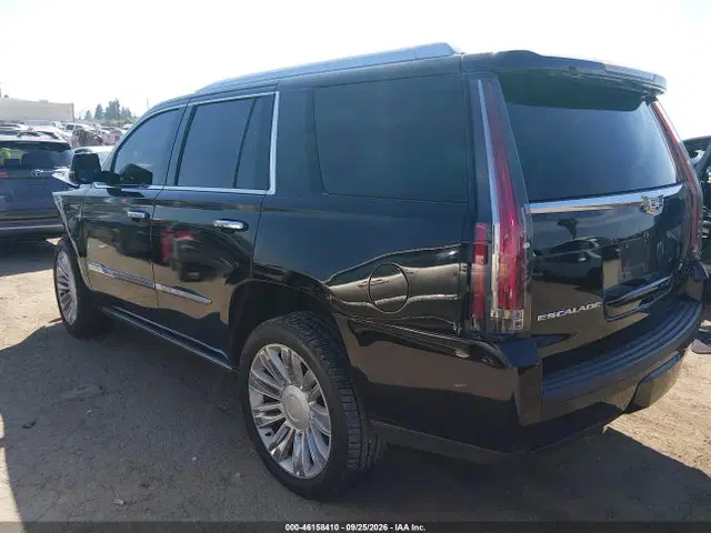 2015 Cadillac Escalade Platinum VIN 1GYS4PKJ5FR682447 фото 3