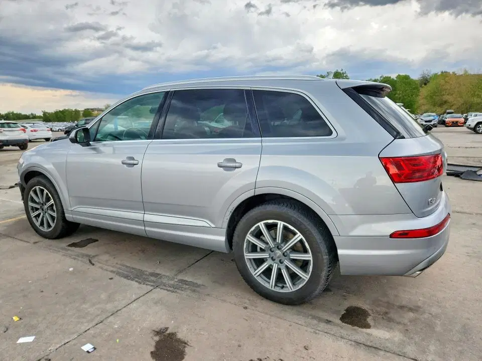 2018 AUDI Q7 VIN WA1LAAF75JD028790 фото 2