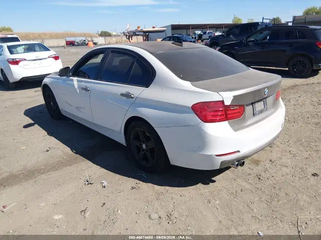 2015 BMW 328i Xdrive VIN WBA3B3C52FF546558 фото 3