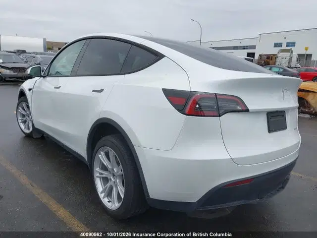 2023 Tesla Model Y VIN 7SAYGDEEXPF594959 фото 3