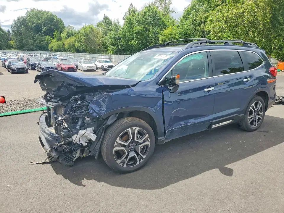 4S4WMAUD8S3441759 — 2025 Subaru Ascent, Front End, фото до ремонта