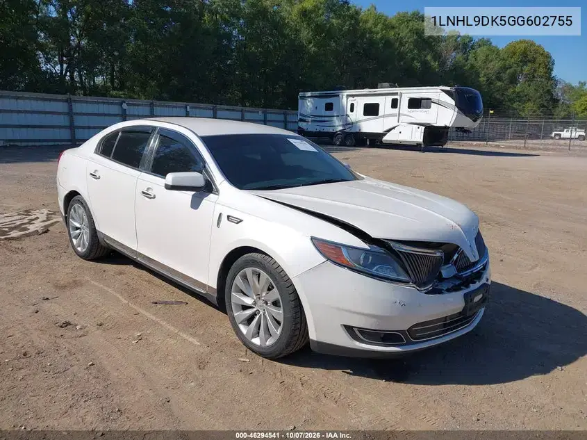 1LNHL9DK5GG602755 — 2016 Lincoln MKS, Передняя часть, фото до ремонта