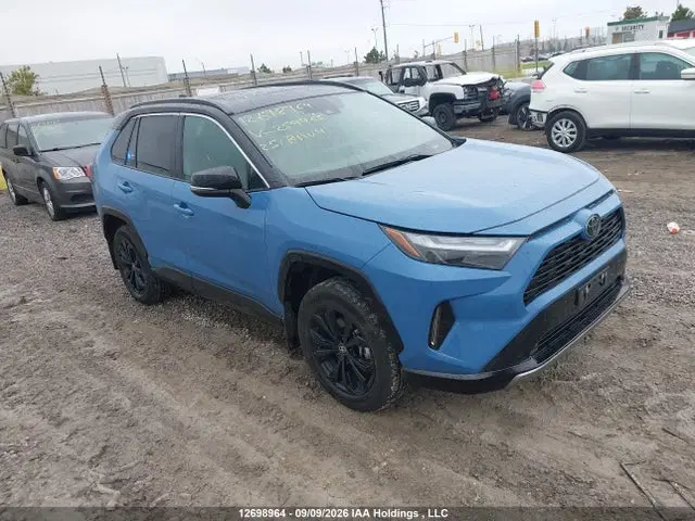 2T35WRFV5SW259965 — 2025 Toyota RAV4 Hybrid, Water, фото до ремонта