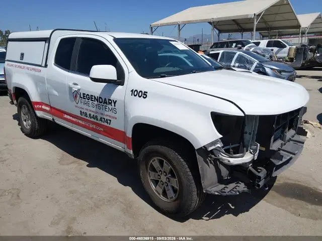 1GCHTBEA0H1327687 — 2017 Chevrolet Colorado Wt, Front End, фото до ремонта
