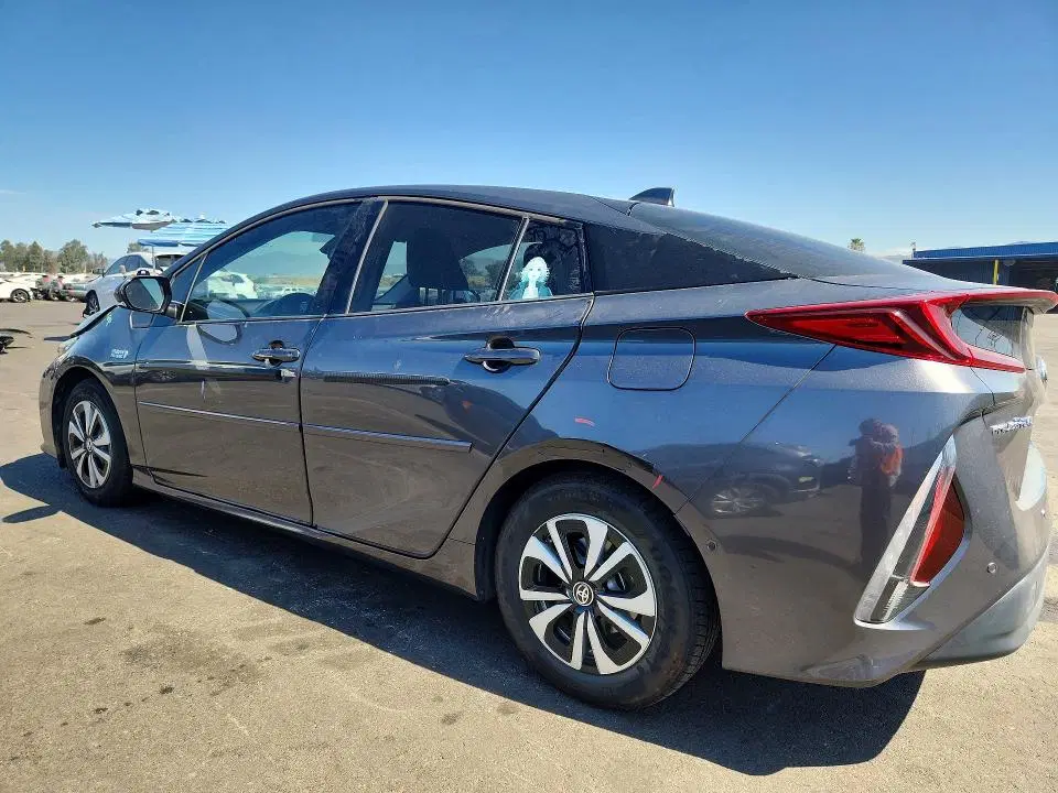 2017 Toyota PRIUS PRIME VIN JTDKARFP3H3063845 фото 2