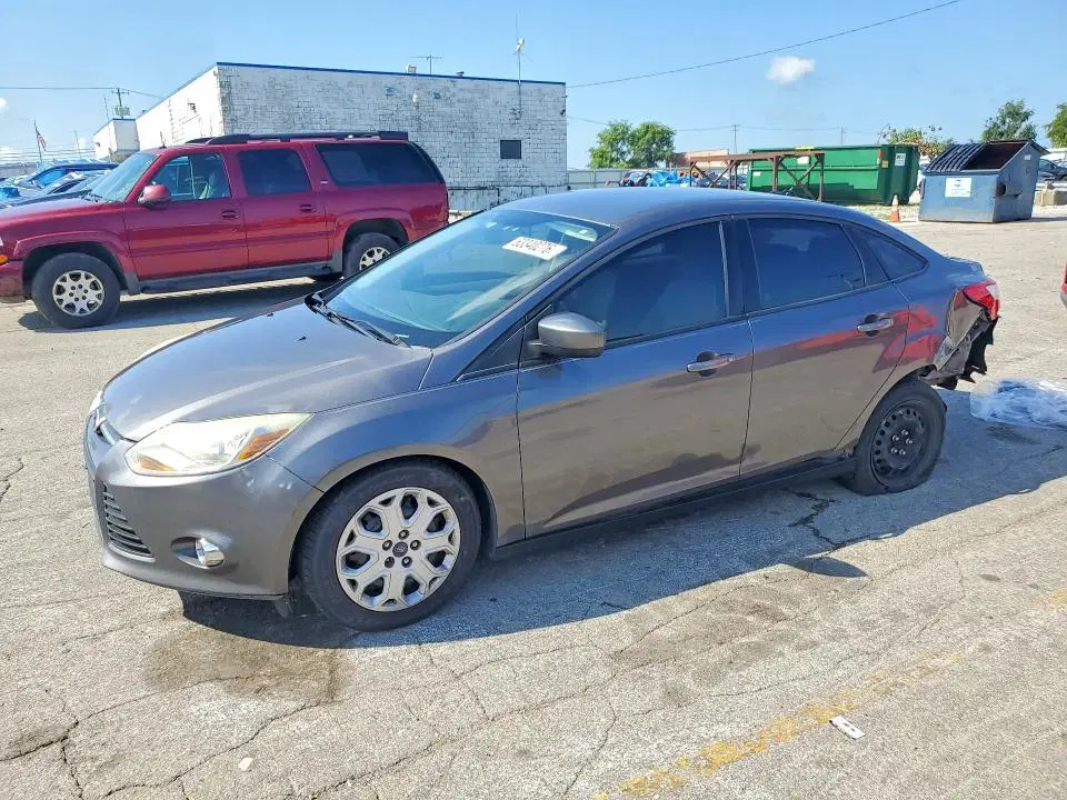 1FAHP3F24CL478293 — 2012 Ford Focus, Задняя часть, фото до ремонта
