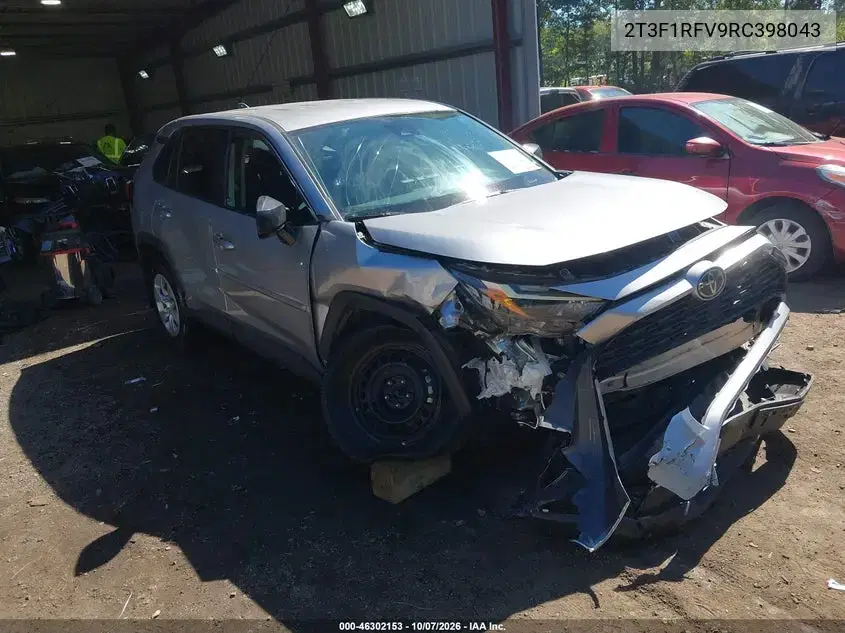 2T3F1RFV9RC398043 — 2024 Toyota RAV 4, передняя часть, фото до ремонта