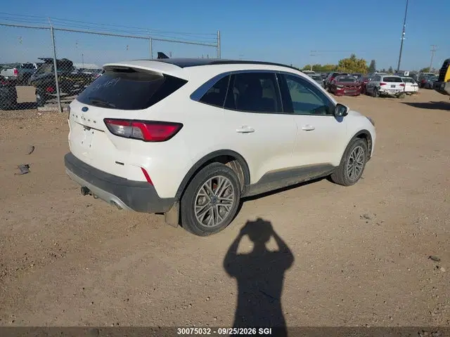 2021 Ford ESCAPE SEL VIN 1FMCU9CZ9MUB36489 фото 4