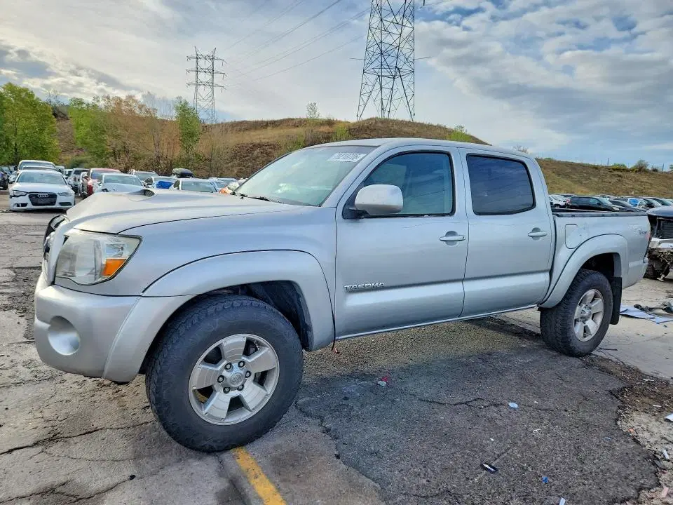 5TEJU62N86Z317912 — 2006 Toyota Tacoma, FRONT END, фото до ремонта