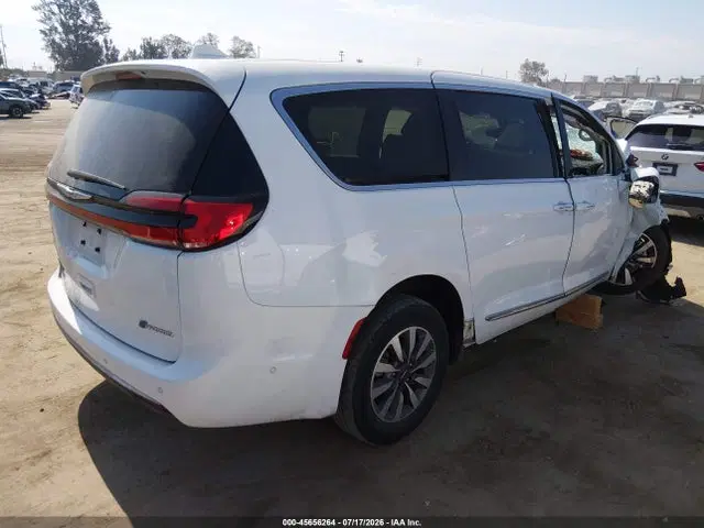 2022 Chrysler Pacifica Hybrid Limited VIN 2C4RC1S71NR183582 фото 4