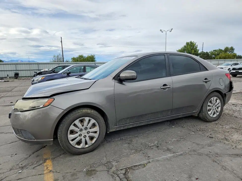 KNAFU4A2XC5632725 — 2012 Kia Forte, REAR END, фото до ремонта