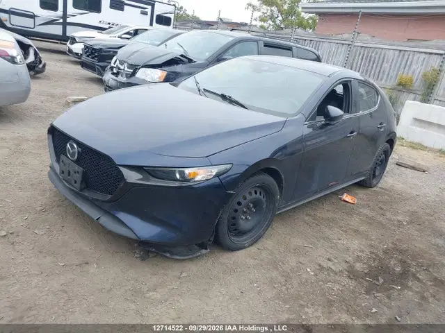 2019 Mazda 3 Preferred Plus VIN JM1BPALM2K1106004 фото 2