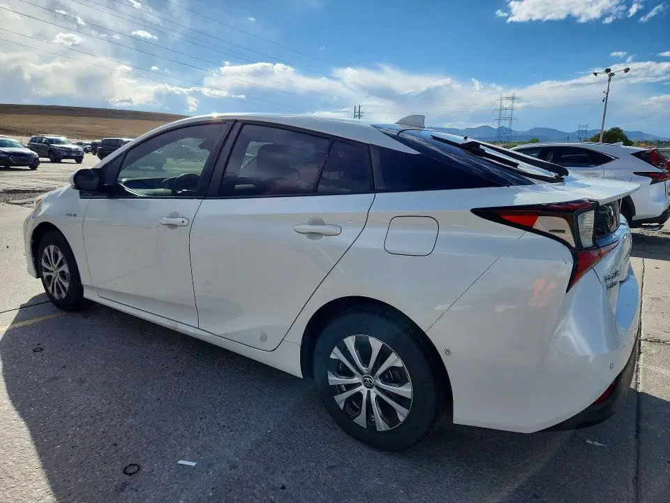 2020 TOYOTA PRIUS VIN JTDL9RFU2L3017869 фото 2