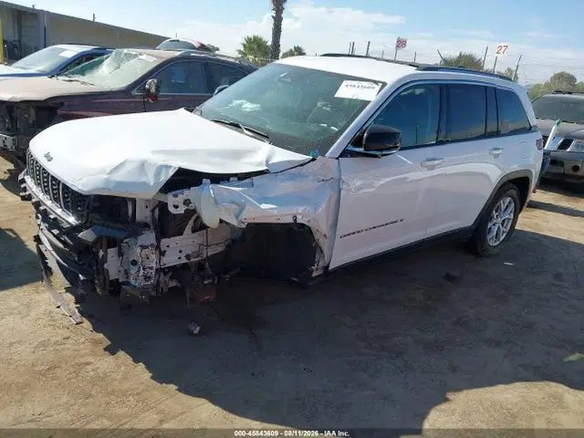 2023 Jeep Grand Cherokee Limited 4x2 VIN 1C4RJGBG7PC566947 фото 2