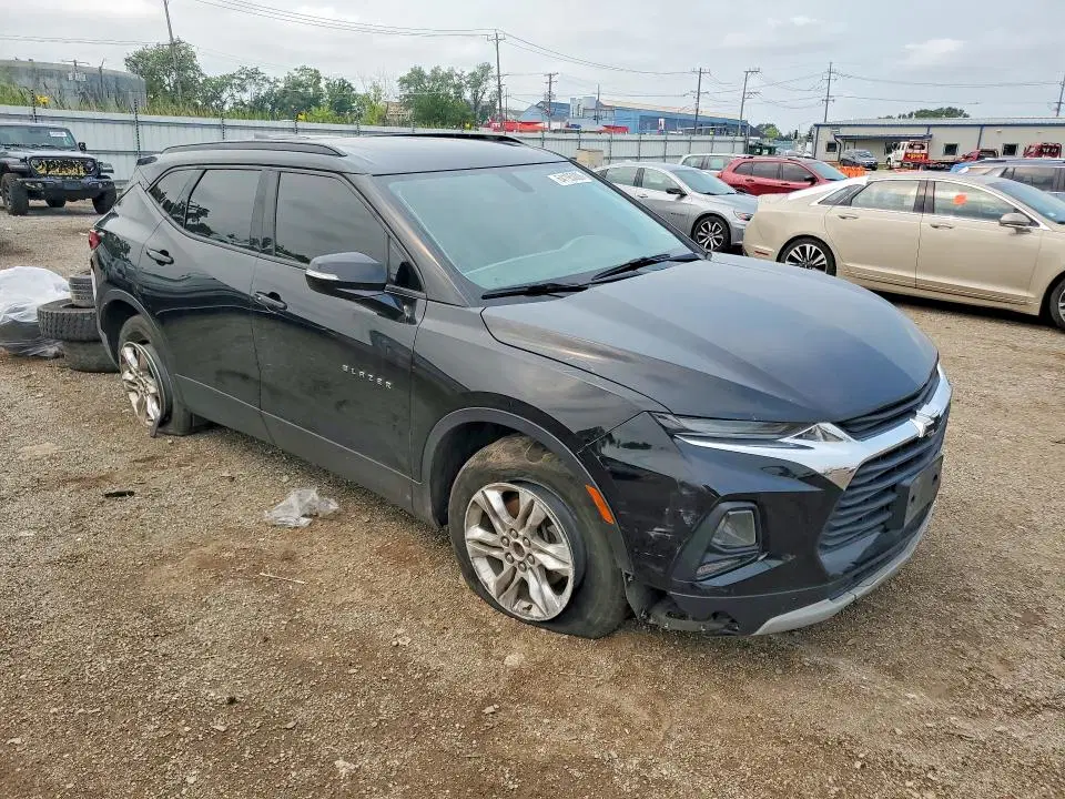 2019 CHEVROLET BLAZER VIN 3GNKBCRS7KS570072 фото 4