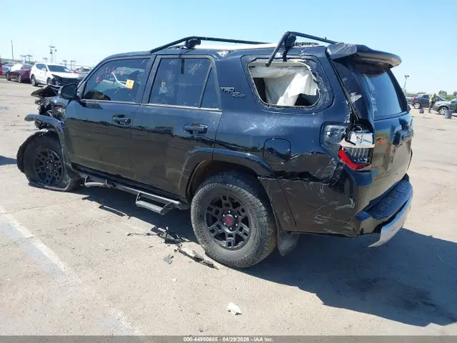 2018 Toyota 4runner Trd Off Road Premium VIN JTEBU5JR9J5564995 фото 3
