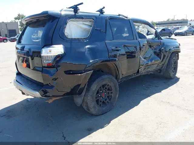 2018 Toyota 4runner Trd Off Road Premium VIN JTEBU5JR9J5564995 фото 4