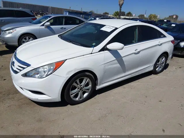 2014 Hyundai SONATA GLS VIN 5NPEB4AC7EH888188 фото 2