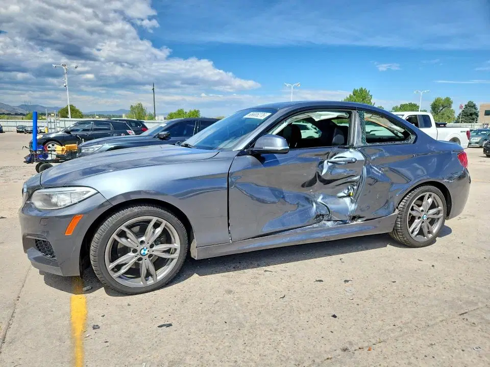 WBA1F7C52FVX95547 — 2015 BMW 228, Боковая часть (Side), фото до ремонта
