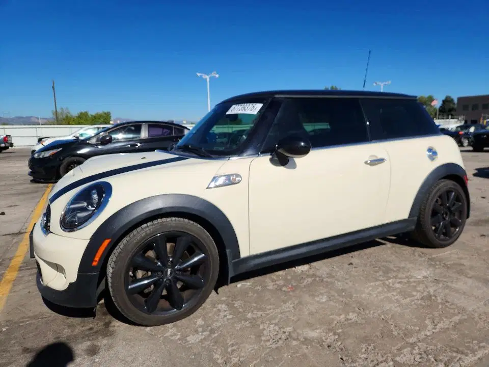 WMWSV3C52DT394492 — 2013 MINI Cooper, Передняя часть (Front End), фото до ремонта