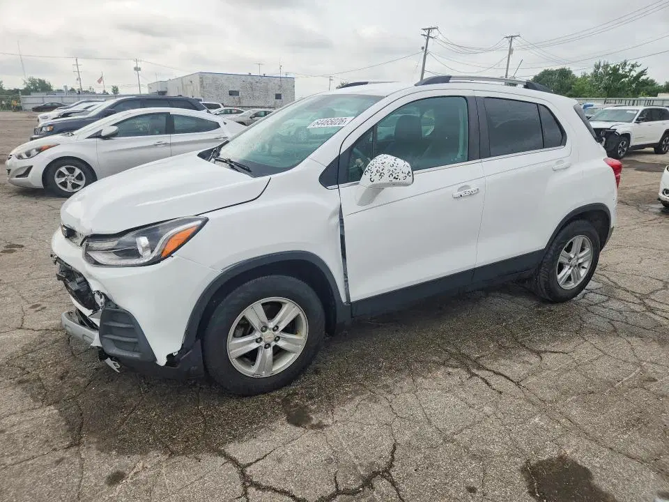 KL7CJLSB1LB321111 — 2020 Chevrolet TRAX, Передняя часть, фото до ремонта