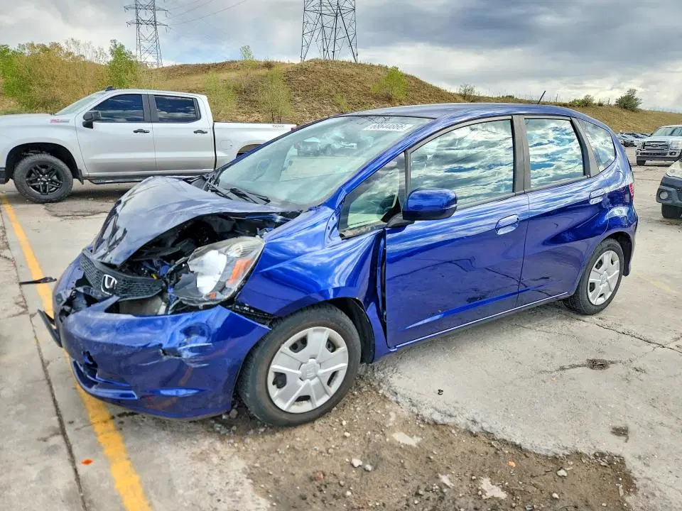 JHMGE8H35CC040542 — 2012 Honda Fit, FRONT END, фото до ремонта