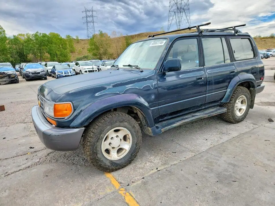 JT3HJ85J5T0124662 — 1996 Toyota Land Cruiser, Боковая часть (Side), фото до ремонта