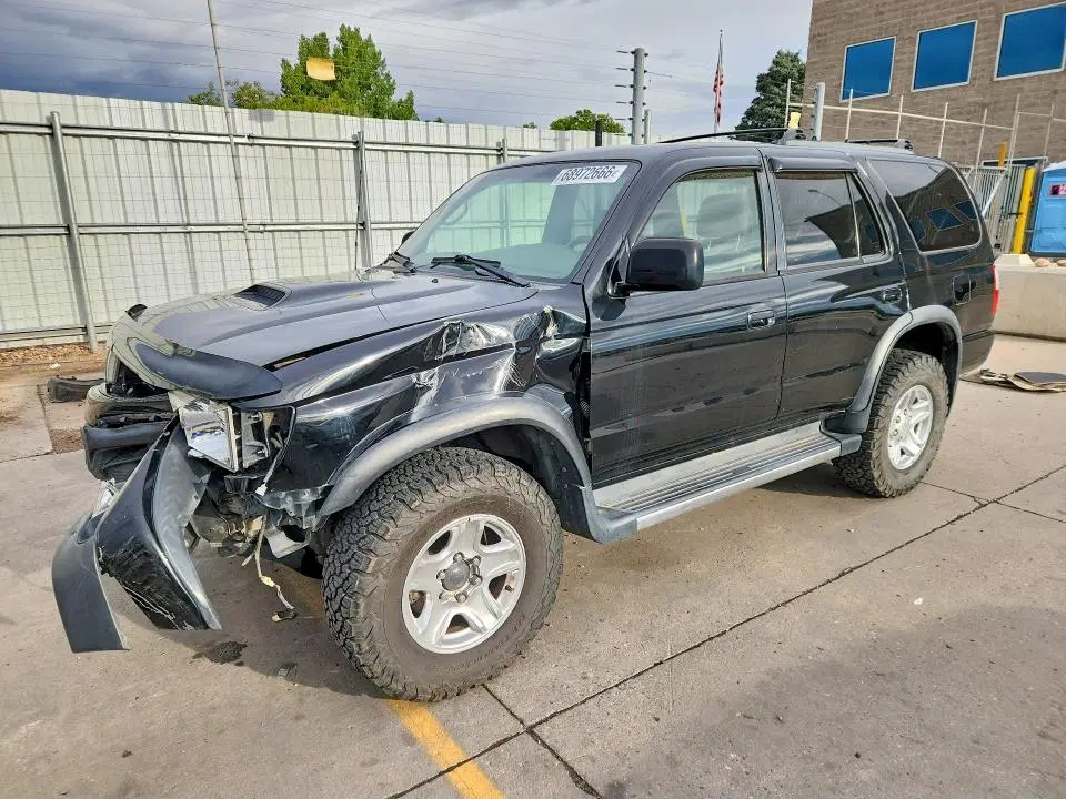 JT3HN86RXX0198979 — 1999 Toyota 4RUNNER, FRONT END, фото до ремонта