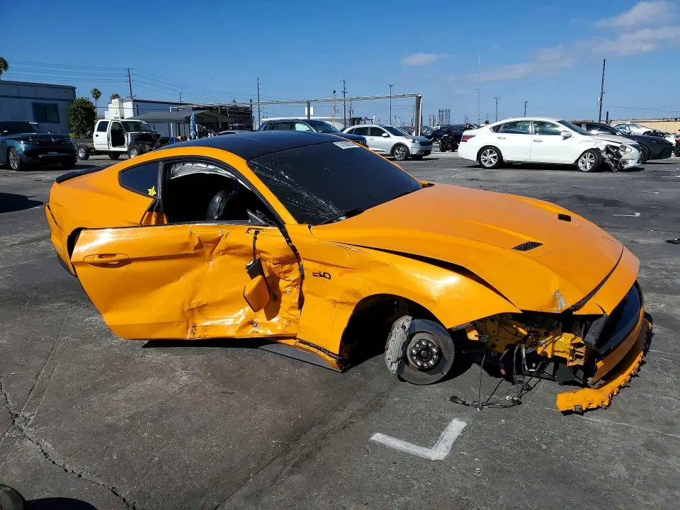 2019 Ford Mustang VIN 1FA6P8CF7K5158254 фото 4