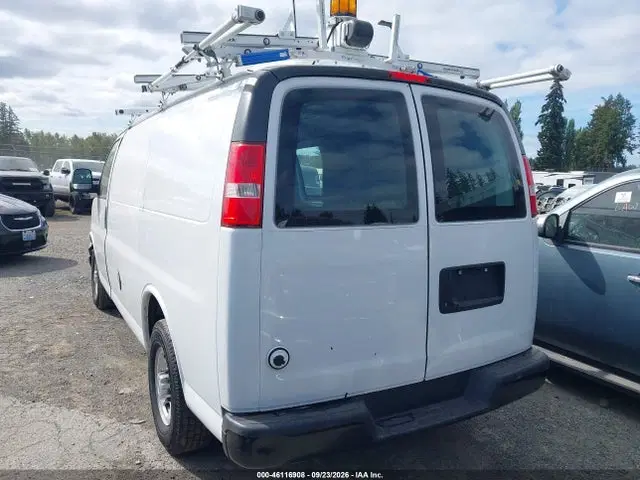 2016 Chevrolet Express 2500 Work Van VIN 1GCWGAFF7G1236401 фото 3