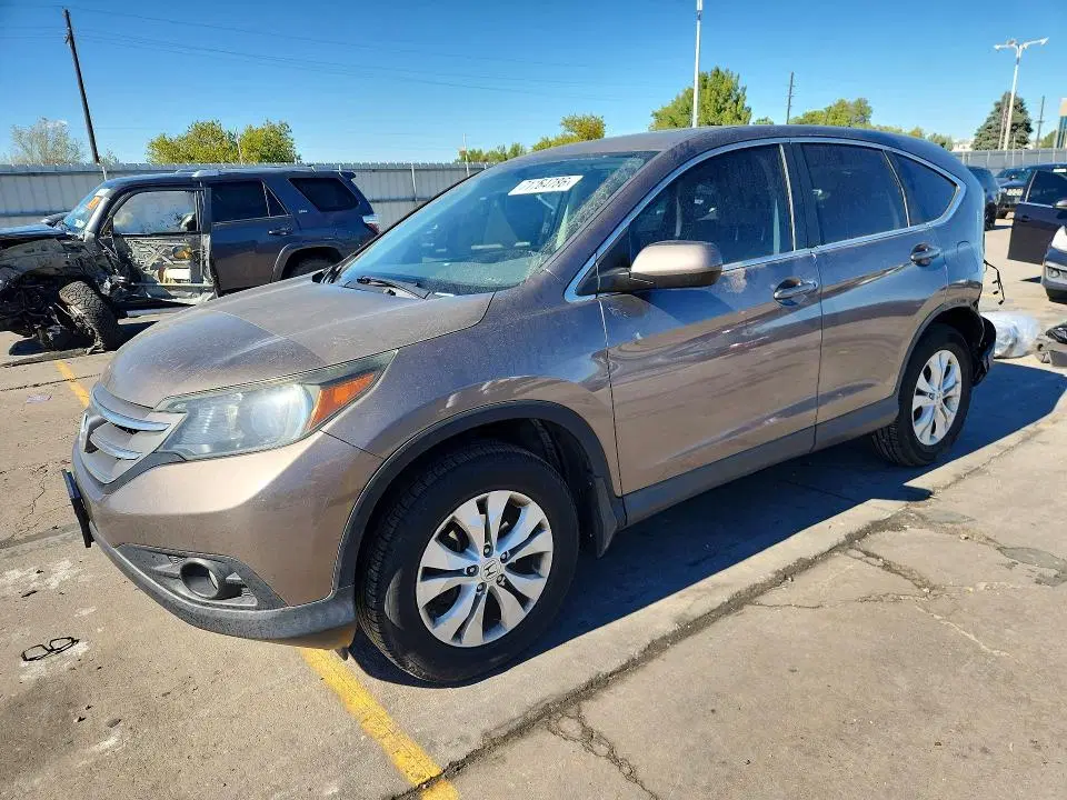 5J6RM4H54DL013447 — 2013 Honda CR-V, REAR END, фото до ремонта