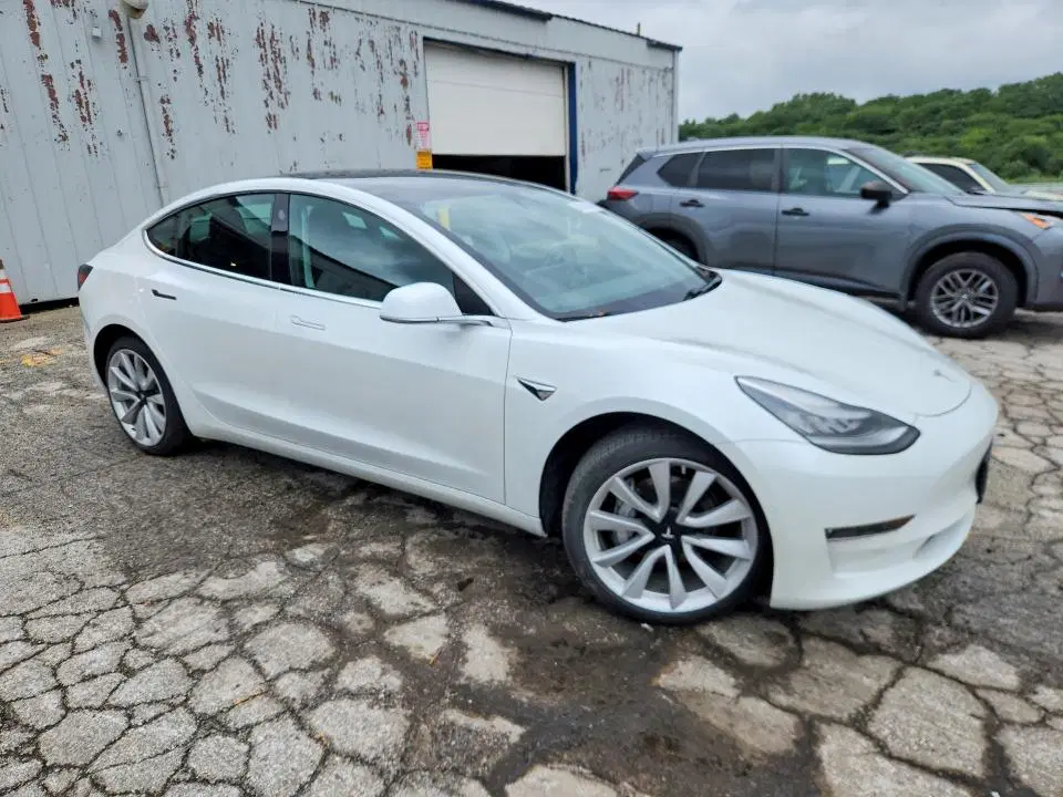 2020 TESLA MODEL 3 VIN 5YJ3E1EB4LF638532 фото 4