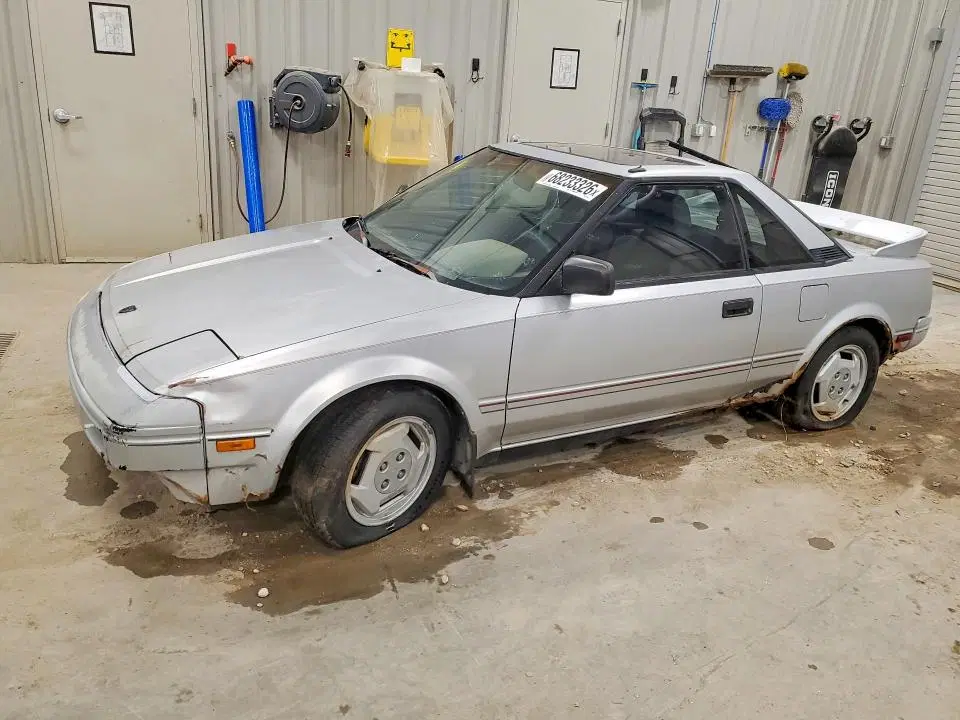 JT2AW15C1G0062229 — 1986 Toyota MR2, FRONT END, фото до ремонта