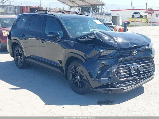 5TDACAB52TS076928 — 2026 Toyota Grand Highlander Hybrid Nightshade Edition, Front & Rear, фото до ремонта