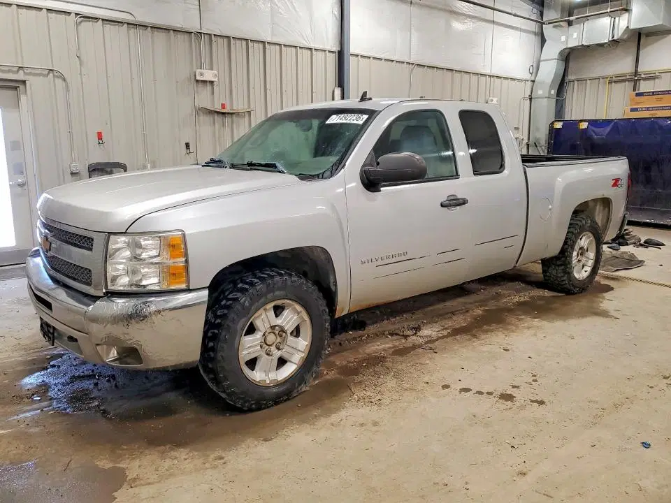 1GCRKSE78DZ326939 — 2013 Chevrolet Silverado, REAR END, фото до ремонта