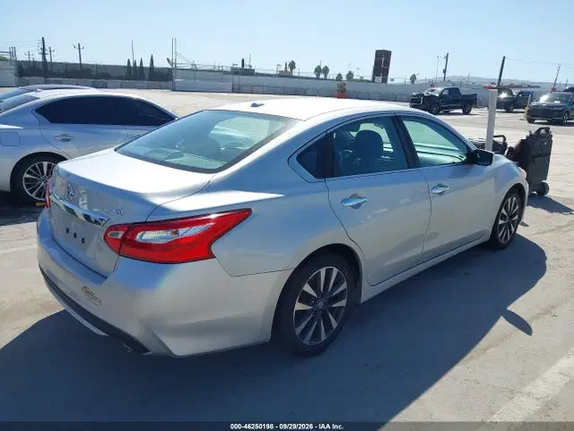 2017 Nissan Altima 2.5/2.5 S/2.5 Sl/2.5 Sr/2.5 Sv VIN 1N4AL3AP1HC127459 фото 4