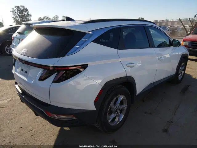 2022 Hyundai TUCSON SEL VIN 5NMJB3AE1NH100352 фото 4