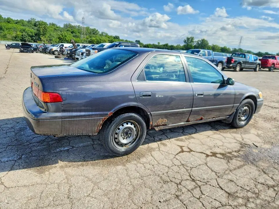 2000 TOYOTA CAMRY VIN JT2BG22K9Y0530650 фото 3