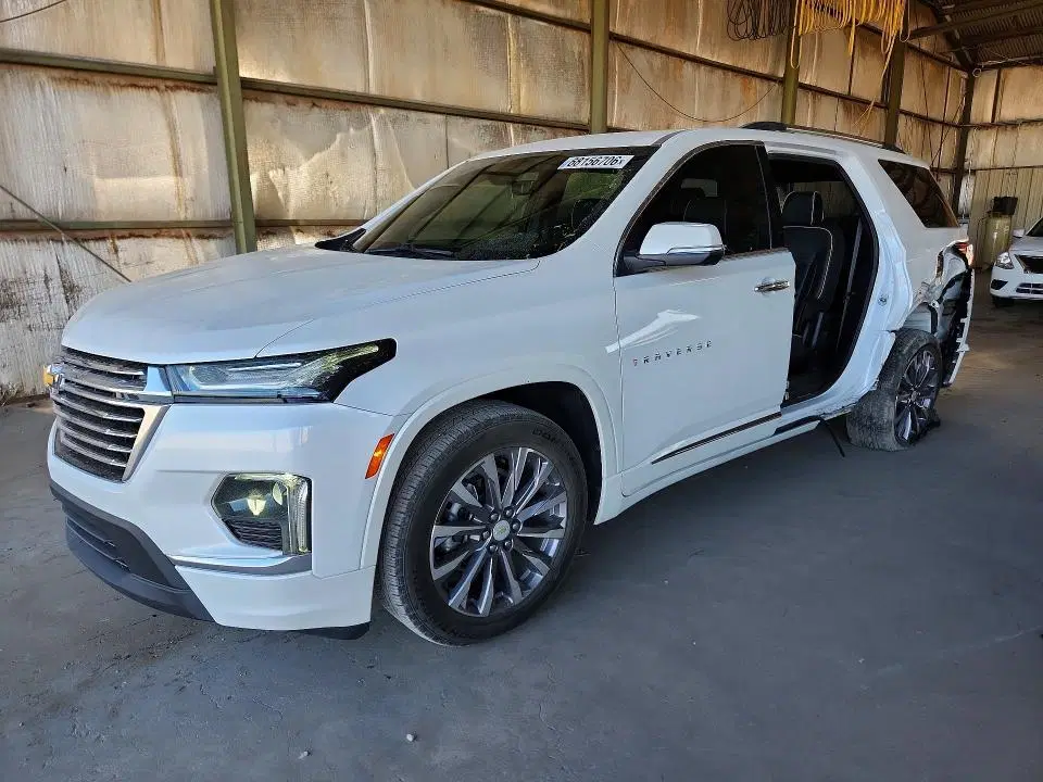 1GNERKKW6PJ208162 — 2023 Chevrolet Traverse, Side, фото до ремонта