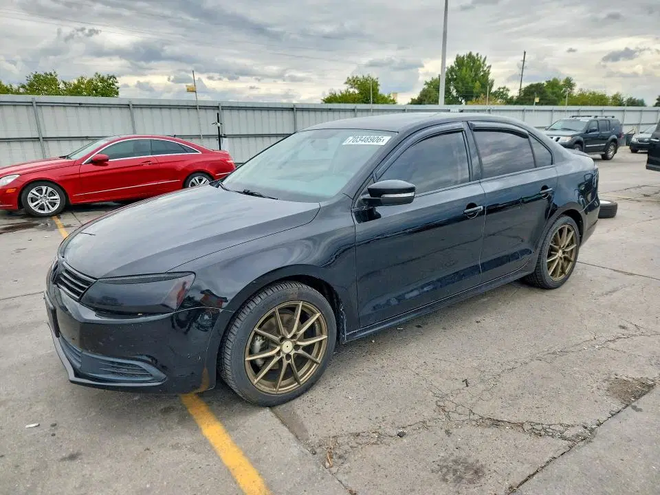 3VWD07AJ6EM444714 — 2014 Volkswagen Jetta, HAIL, фото до ремонта