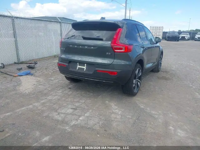 2026 Volvo Xc40 Ultra VIN YV4L12UM2T2802672 фото 4