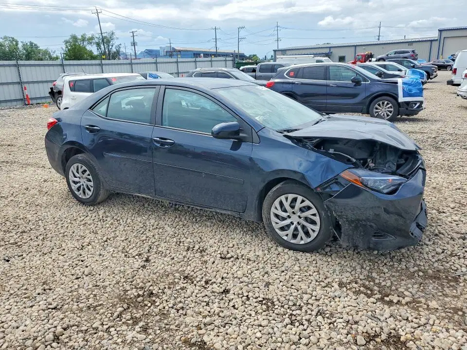 2017 TOYOTA COROLLA VIN 2T1BURHE6HC904986 фото 4