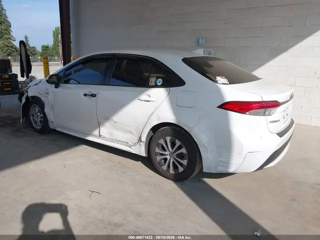 2020 Toyota Corolla Hybrid Le VIN JTDEBRBE2LJ028877 фото 3