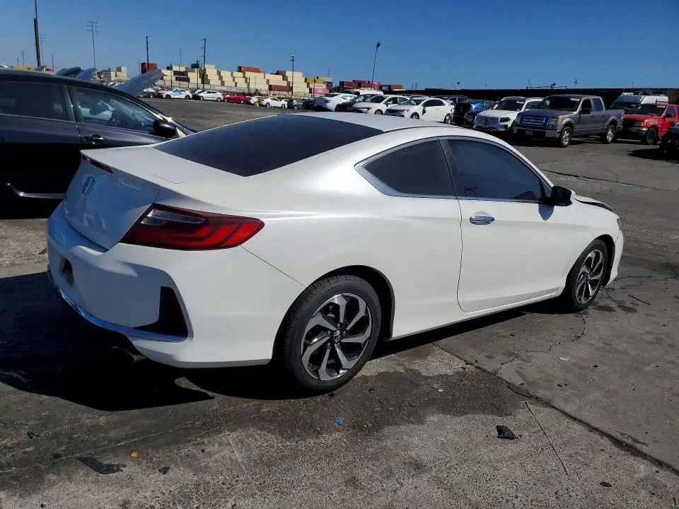 2016 Honda Accord VIN 1HGCT1B30GA003326 фото 3