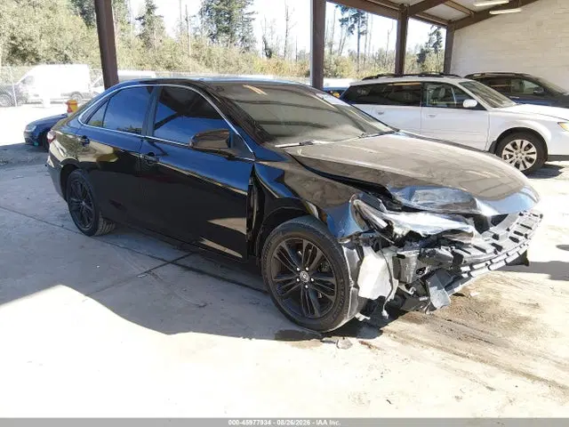 4T1BF1FK5FU949014 — 2015 Toyota Camry SE, Front End, фото до ремонта
