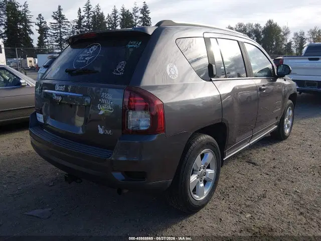 2014 Jeep Compass Sport VIN 1C4NJCBAXED832388 фото 4